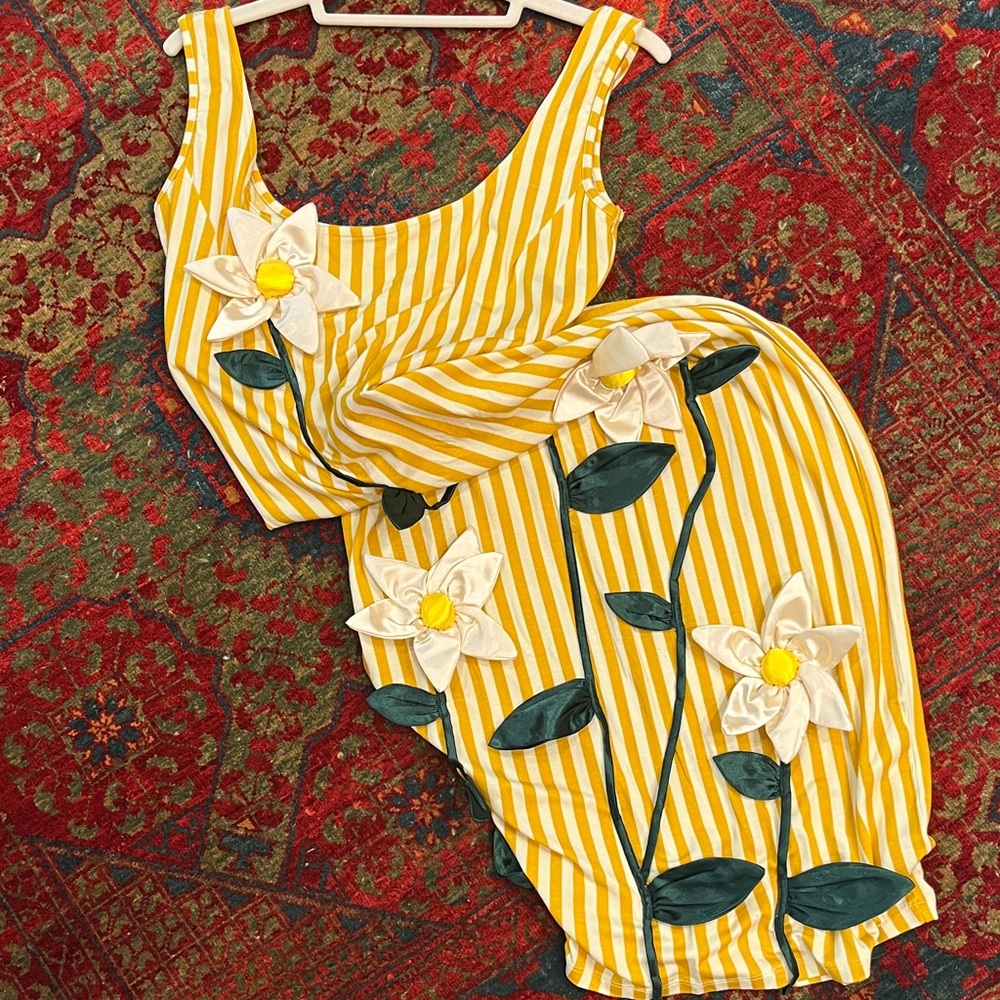 Samantha Pleet Daisy Dress L